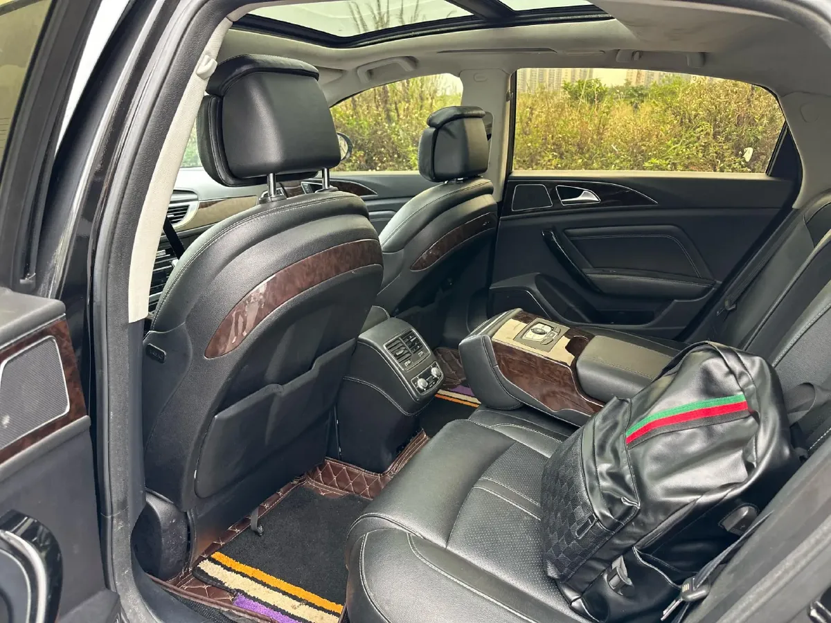 2016 Zotye Z700 1.8T 177HP L4 6DCT,autocango,china used car exporter,china ev exporter,chinese used car exporter,chinese used ev exporter