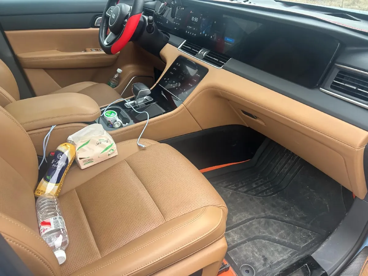 2021 Li ONE Range Extended 131HP REEV 40.5KWH,autocango,china used car exporter,china ev exporter,chinese used car exporter,chinese used ev exporter