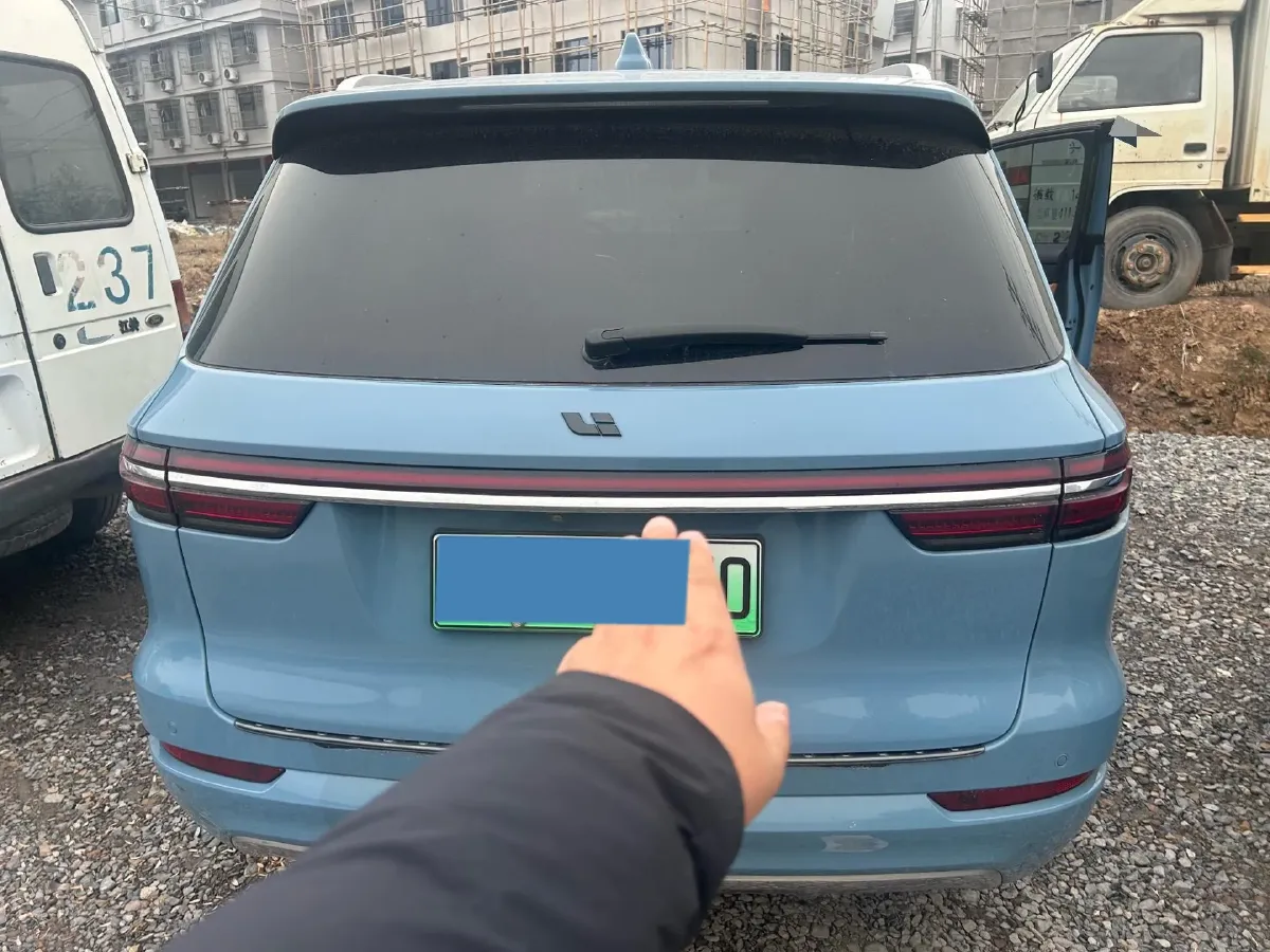 2021 Li ONE Range Extended 131HP REEV 40.5KWH,autocango,china used car exporter,china ev exporter,chinese used car exporter,chinese used ev exporter