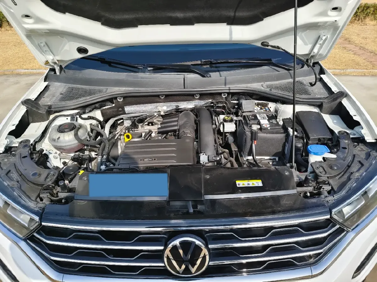 2022 Volkswagen T-Roc 1.4T 150HP L4 7DCT,autocango,china used car exporter,china ev exporter,chinese used car exporter,chinese used ev exporter