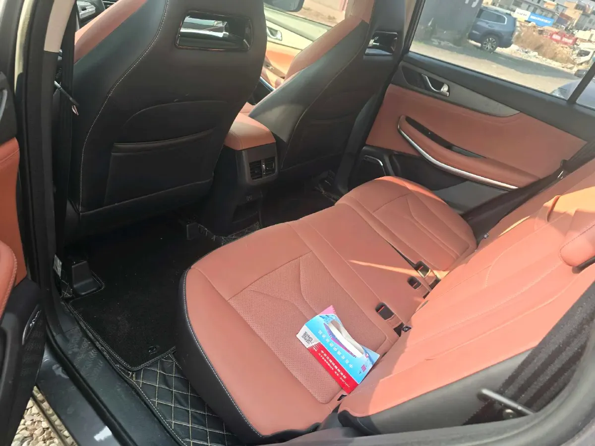 2024 ChangAn CS75 1.5T 188HP L4 7DCT,autocango,china used car exporter,china ev exporter,chinese used car exporter,chinese used ev exporter