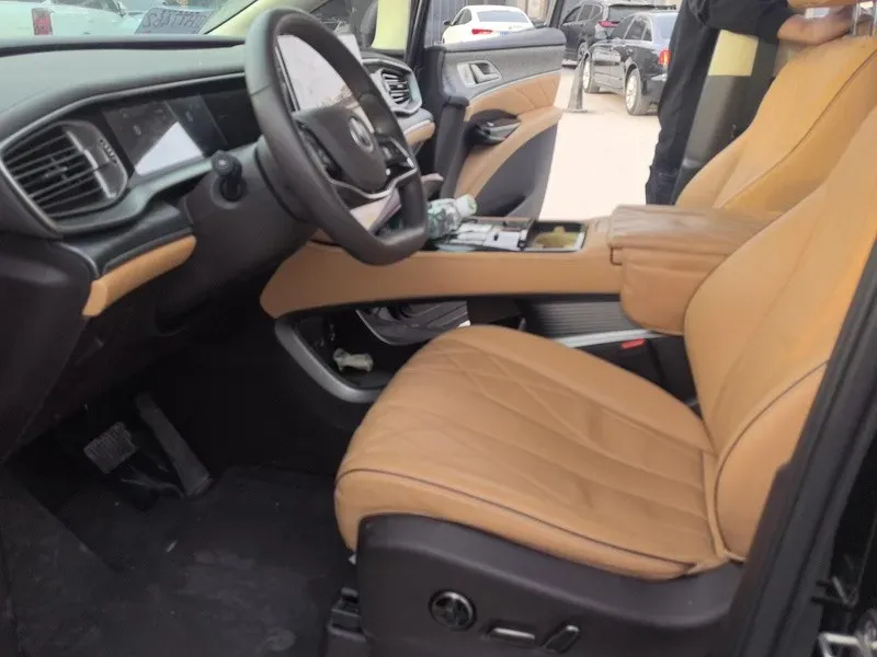 2024 Denza D9 1.5T 139HP L4 E-CVT PHEV 40KWH,autocango,china used car exporter,china ev exporter,chinese used car exporter,chinese used ev exporter