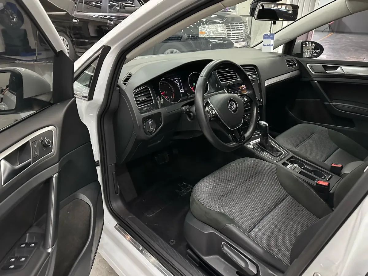 2020 Volkswagen Golf 1.4T 150HP L4 7DCT,autocango,china used car exporter,china ev exporter,chinese used car exporter,chinese used ev exporter