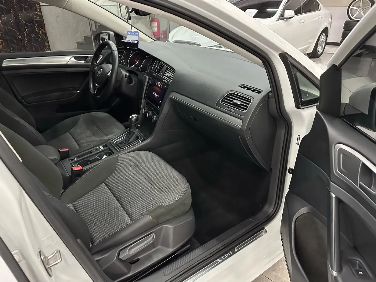 2020 Volkswagen Golf 1.4T 150HP L4 7DCT,autocango,china used car exporter,china ev exporter,chinese used car exporter,chinese used ev exporter