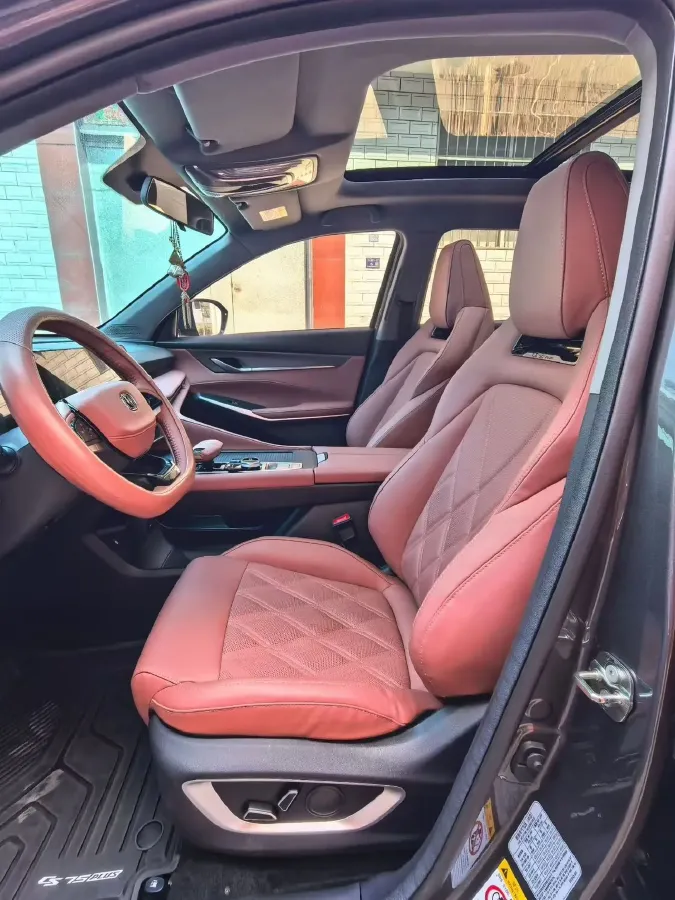 2023 ChangAn CS75 Plus 1.5T 188HP L4 8AT,autocango,china used car exporter,china ev exporter,chinese used car exporter,chinese used ev exporter