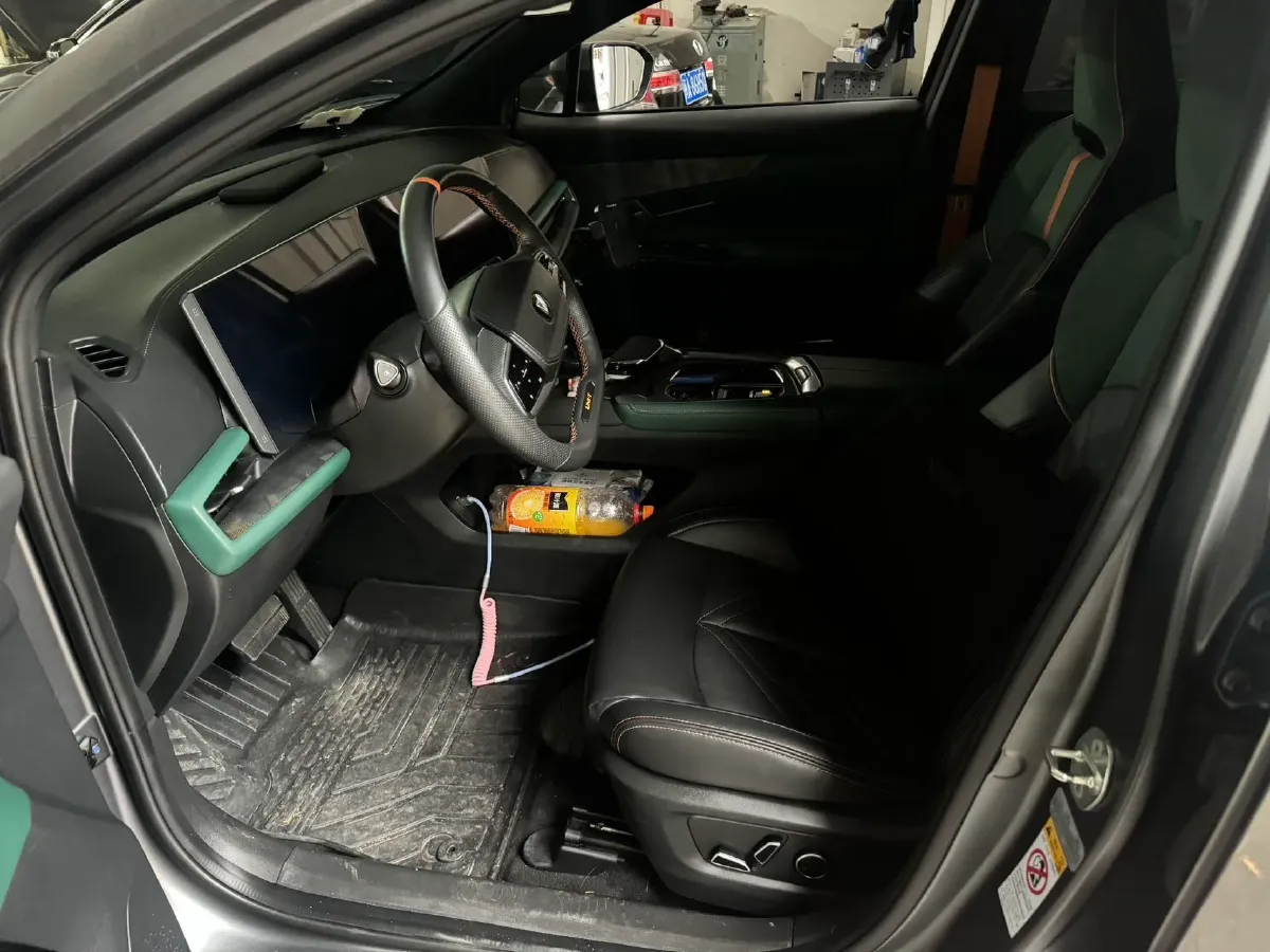 2023 ChangAn UNI-T 1.5T 188HP L4 7DCT,autocango,china used car exporter,china ev exporter,chinese used car exporter,chinese used ev exporter