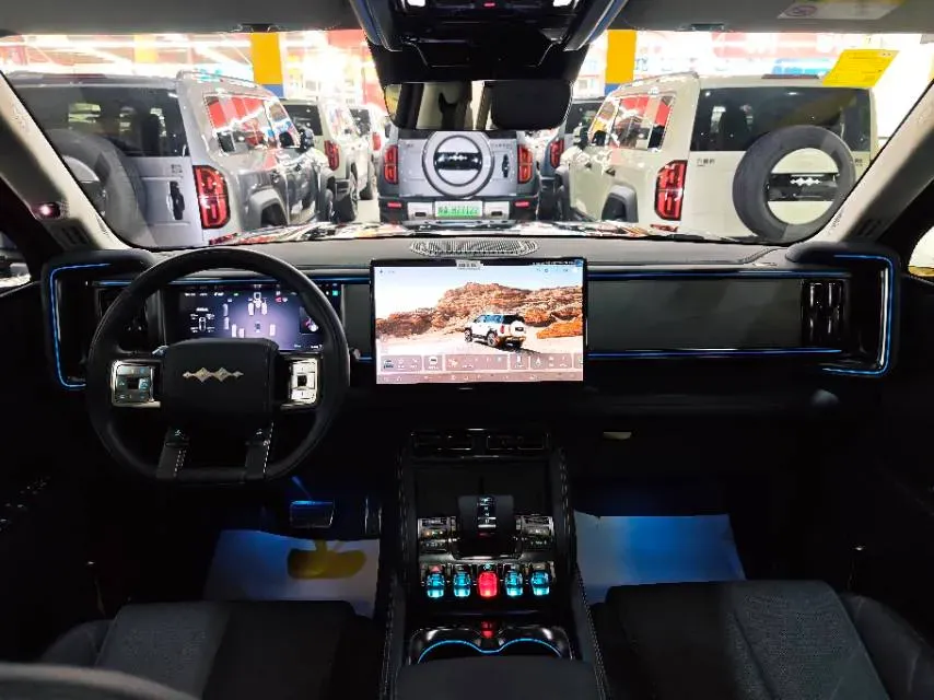 2025 FangChengBao Bao 5 1.5T 194HP L4 E-CVT PHEV 31.8KWH,autocango,china used car exporter,china ev exporter,chinese used car exporter,chinese used ev exporter