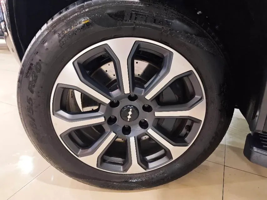 2025 FangChengBao Bao 5 1.5T 194HP L4 E-CVT PHEV 31.8KWH,autocango,china used car exporter,china ev exporter,chinese used car exporter,chinese used ev exporter