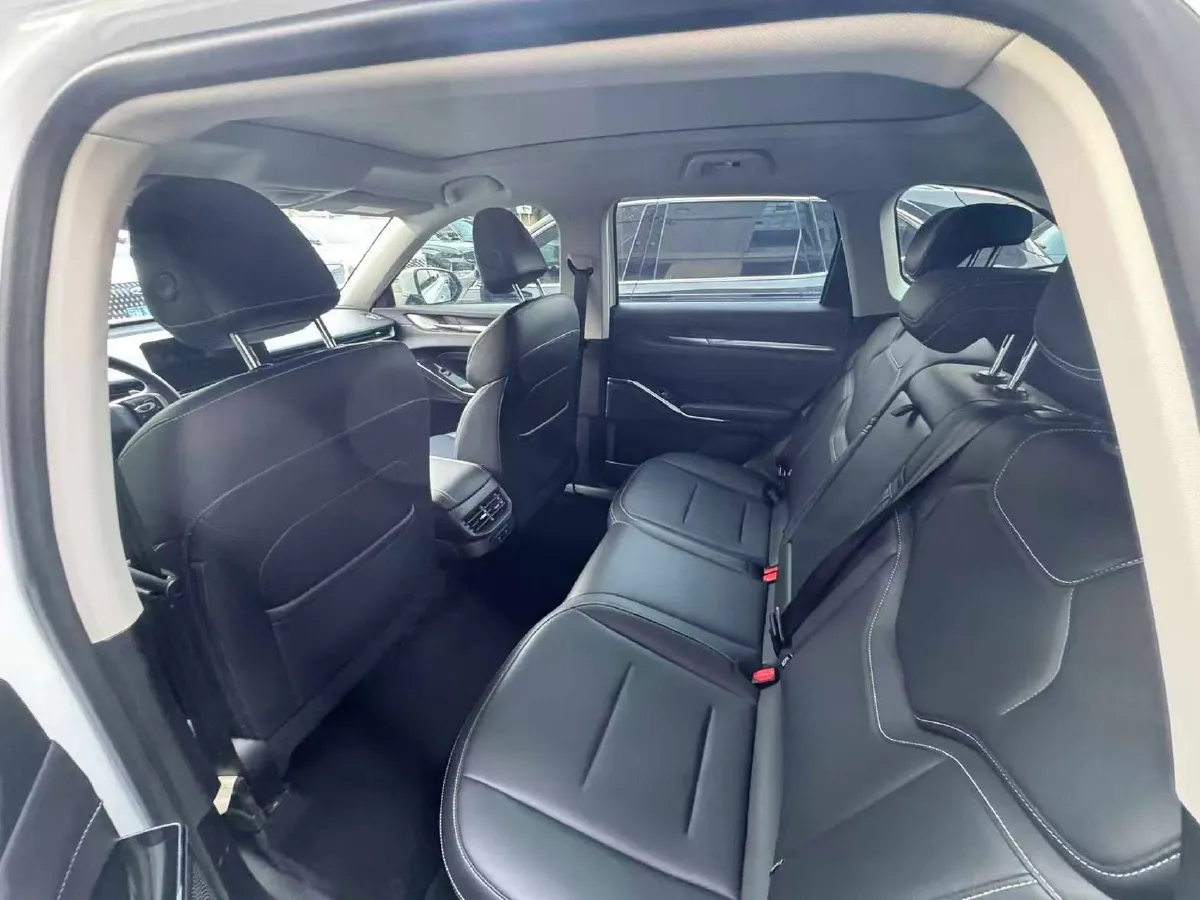 2021 Haval H6 1.5T 169HP L4 7DCT,autocango,china used car exporter,china ev exporter,chinese used car exporter,chinese used ev exporter