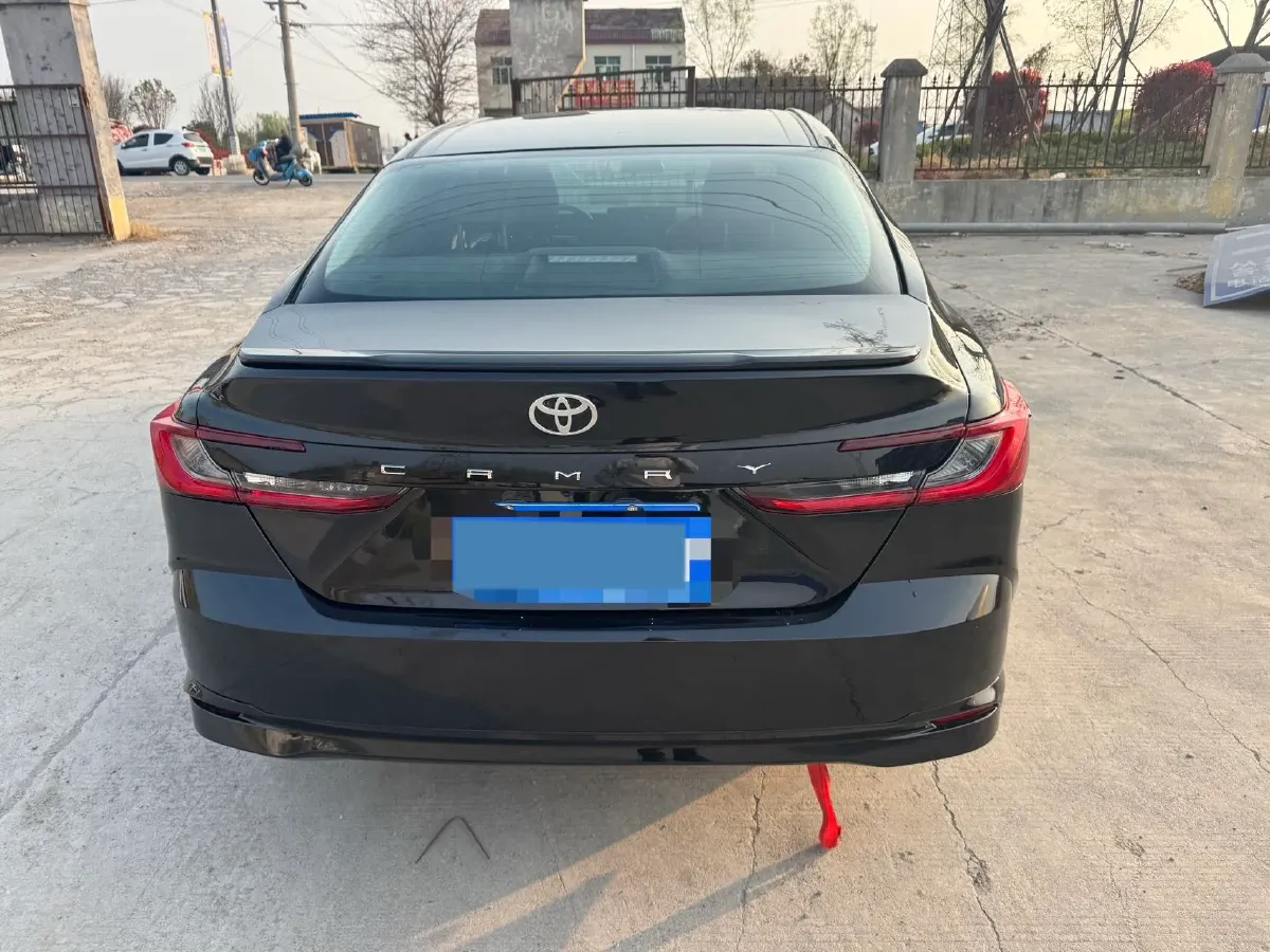 2024 Toyota Camry 2.0L 152HP L4 E-CVT Hybrid,autocango,china used car exporter,china ev exporter,chinese used car exporter,chinese used ev exporter