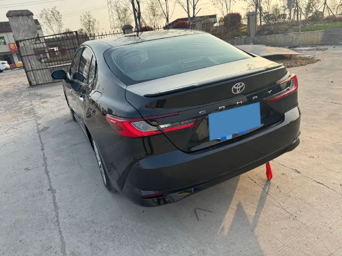 2024 Toyota Camry 2.0L 152HP L4 E-CVT Hybrid,autocango,china used car exporter,china ev exporter,chinese used car exporter,chinese used ev exporter