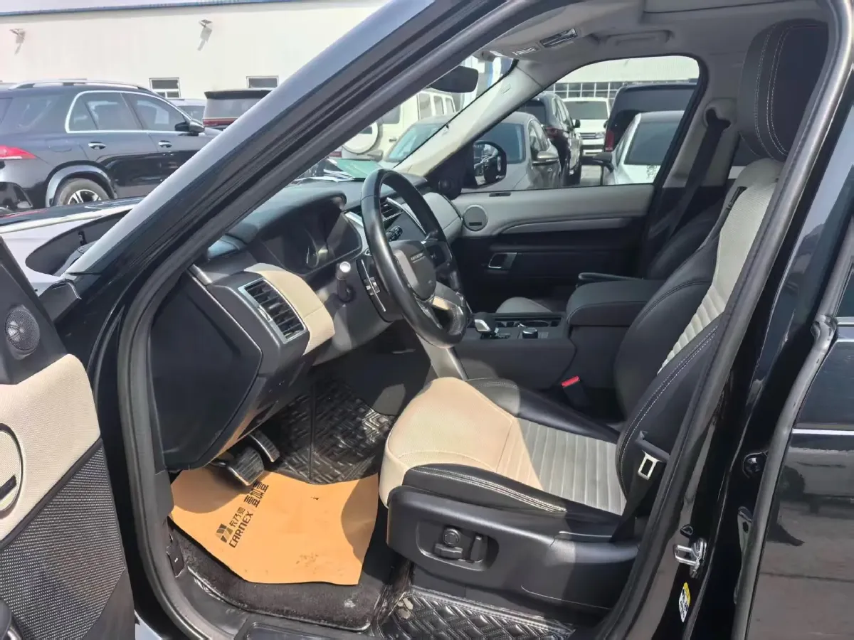 2021 Land Rover Discovery 3.0T 360HP L6 8AT,autocango,china used car exporter,china ev exporter,chinese used car exporter,chinese used ev exporter