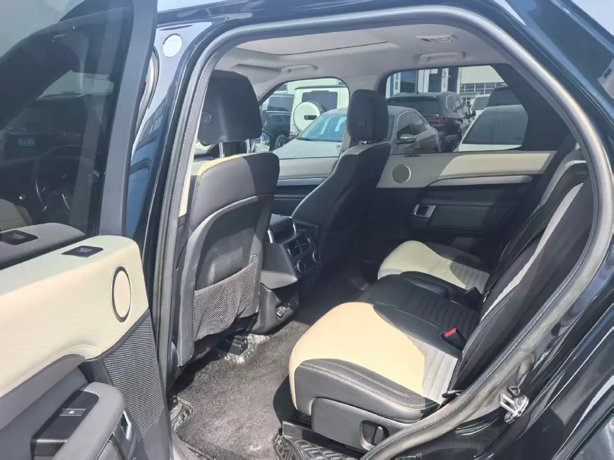 2021 Land Rover Discovery 3.0T 360HP L6 8AT,autocango,china used car exporter,china ev exporter,chinese used car exporter,chinese used ev exporter