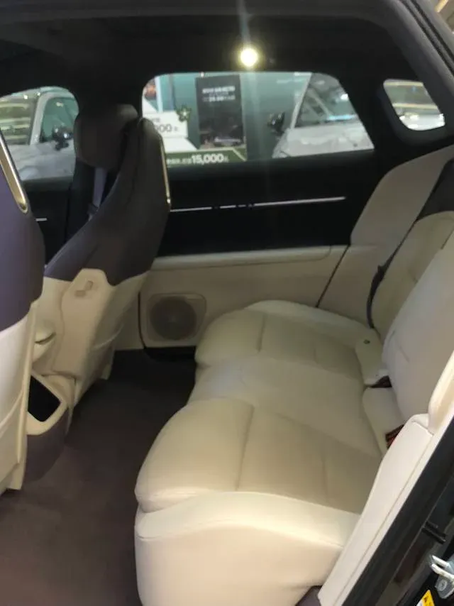 2025 Avatr 12 BEV 94.53KWH,autocango,china used car exporter,china ev exporter,chinese used car exporter,chinese used ev exporter