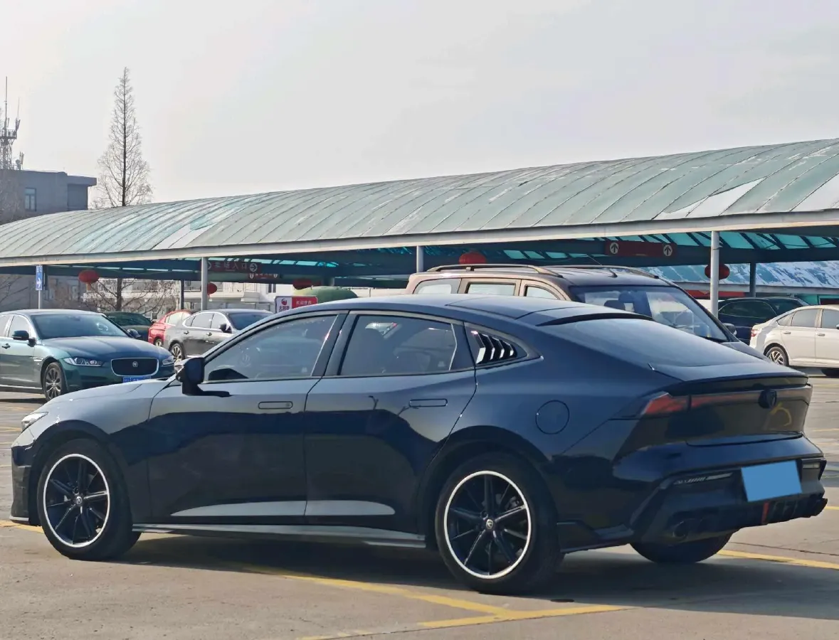 2023 ChangAn UNI-V 1.5T 188HP L4 7DCT,autocango,china used car exporter,china ev exporter,chinese used car exporter,chinese used ev exporter