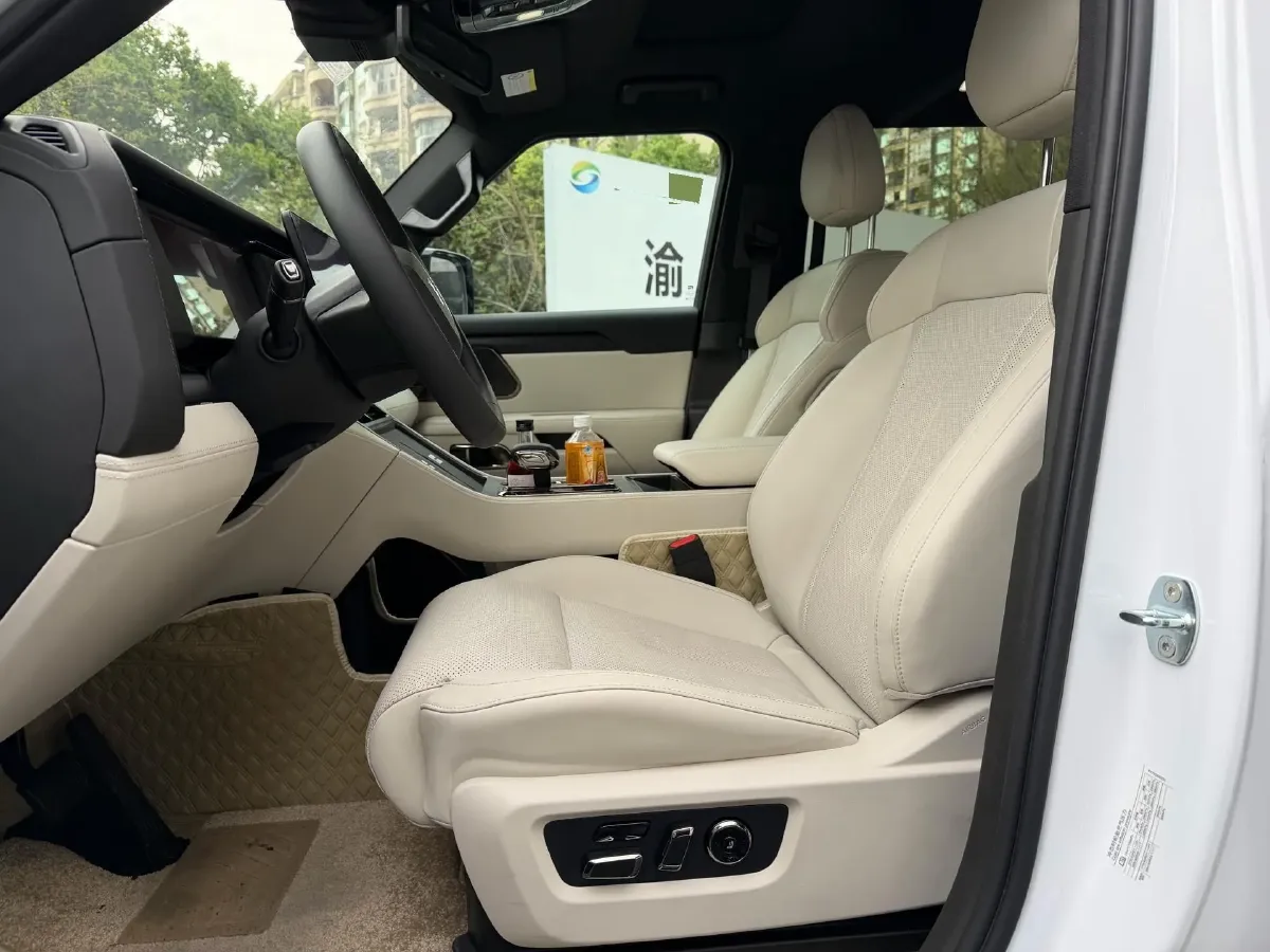 2024 ROXROX 01 1.5T 152HP L4 REEV 44.5KWH,autocango,china used car exporter,china ev exporter,chinese used car exporter,chinese used ev exporter