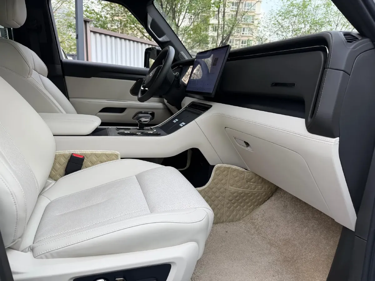 2024 ROXROX 01 1.5T 152HP L4 REEV 44.5KWH,autocango,china used car exporter,china ev exporter,chinese used car exporter,chinese used ev exporter