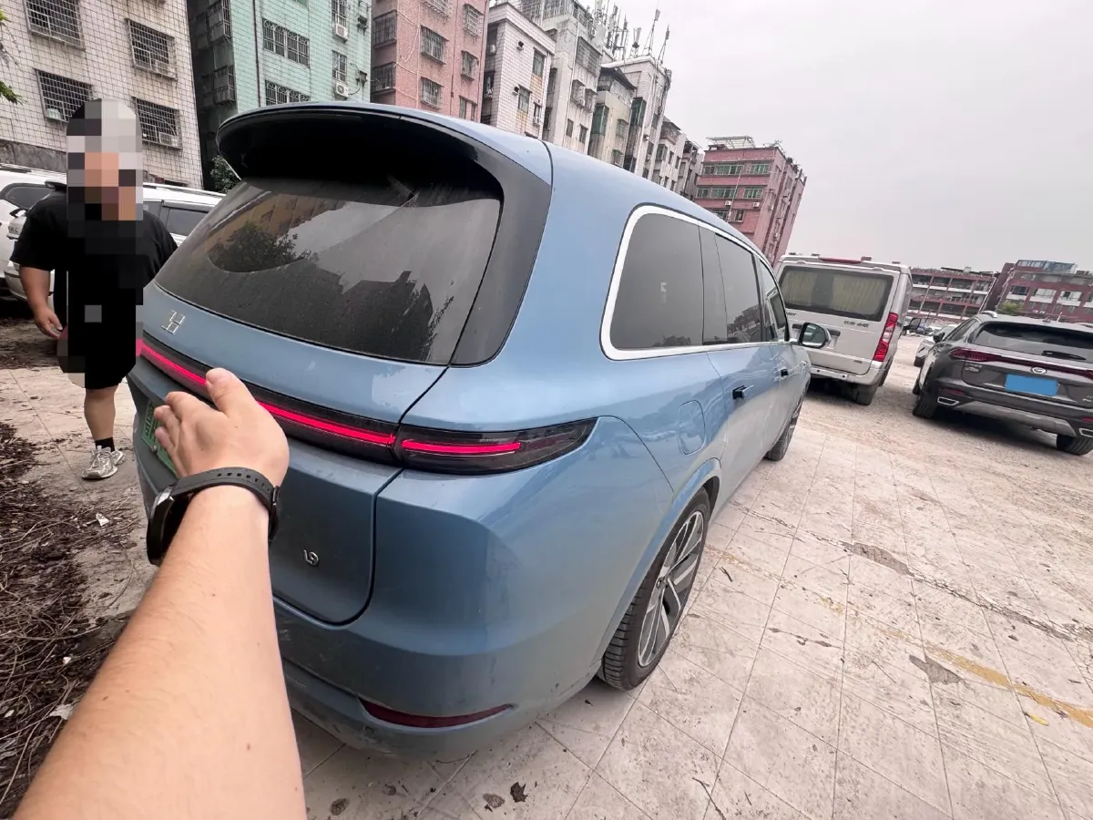 2022 Li L9 Range Extended 154HP REEV 42.6KWH,autocango,china used car exporter,china ev exporter,chinese used car exporter,chinese used ev exporter