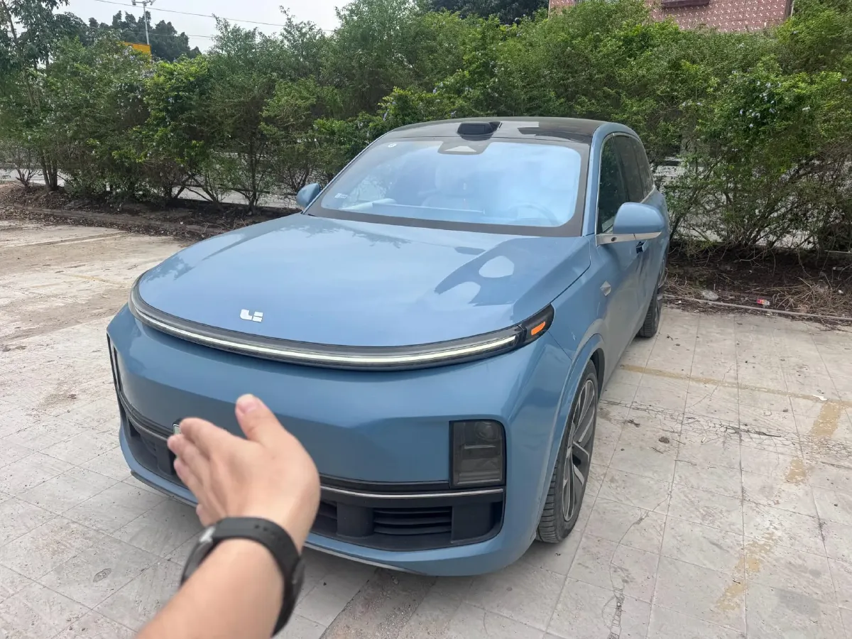 2022 Li L9 Range Extended 154HP REEV 42.6KWH,autocango,china used car exporter,china ev exporter,chinese used car exporter,chinese used ev exporter