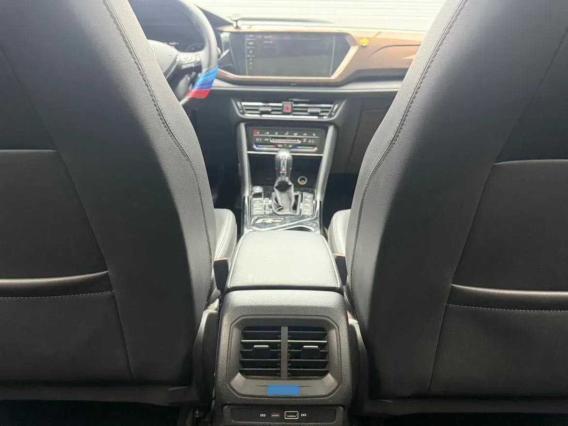 2021 Volkswagen Tharu 1.4T 150HP L4 7DCT,autocango,china used car exporter,china ev exporter,chinese used car exporter,chinese used ev exporter