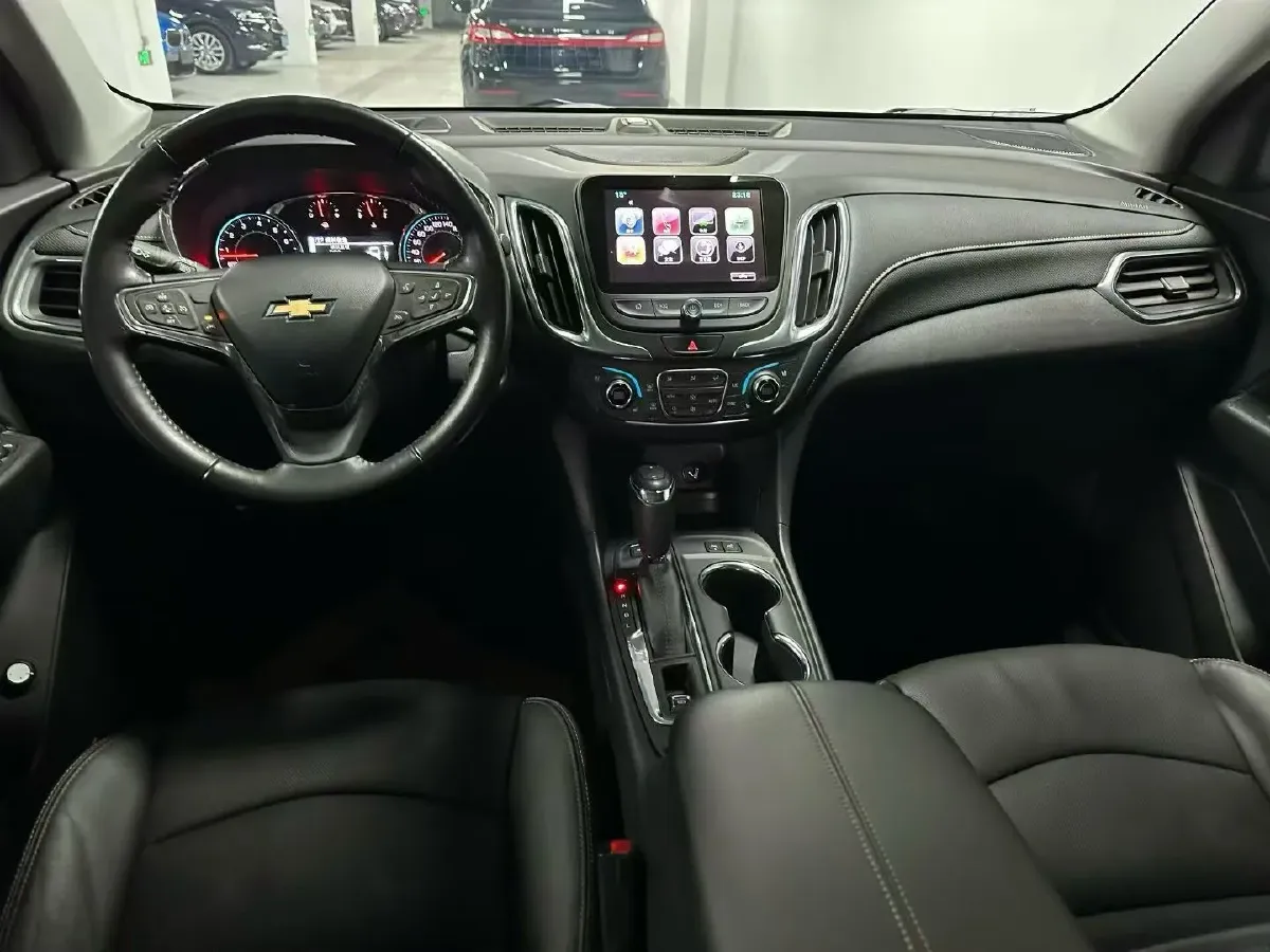 2018 Chevrolet Equinox 2.0T 260HP L4 9AT,autocango,china used car exporter,china ev exporter,chinese used car exporter,chinese used ev exporter