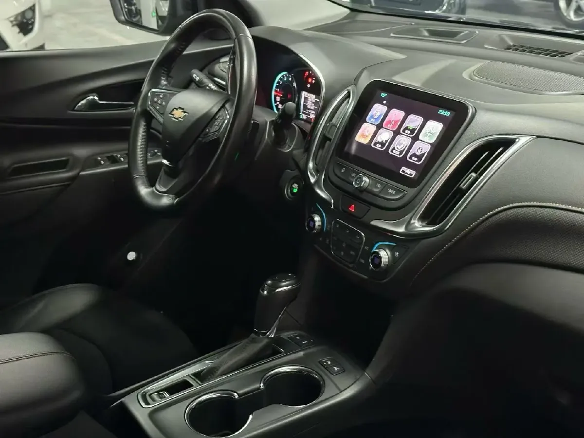 2018 Chevrolet Equinox 2.0T 260HP L4 9AT,autocango,china used car exporter,china ev exporter,chinese used car exporter,chinese used ev exporter