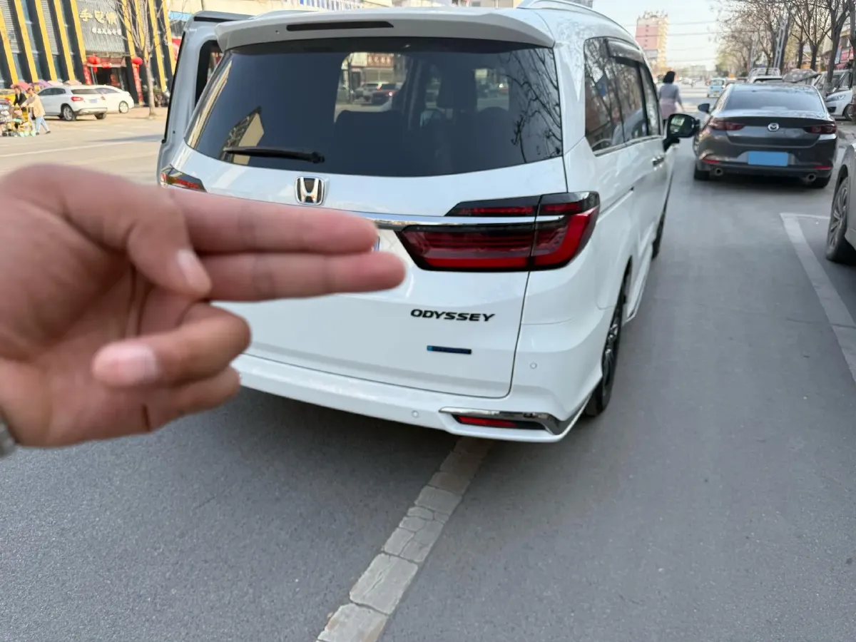 2024 Honda Odyssey 2.0L 146HP L4 E-CVT Hybrid,autocango,china used car exporter,china ev exporter,chinese used car exporter,chinese used ev exporter
