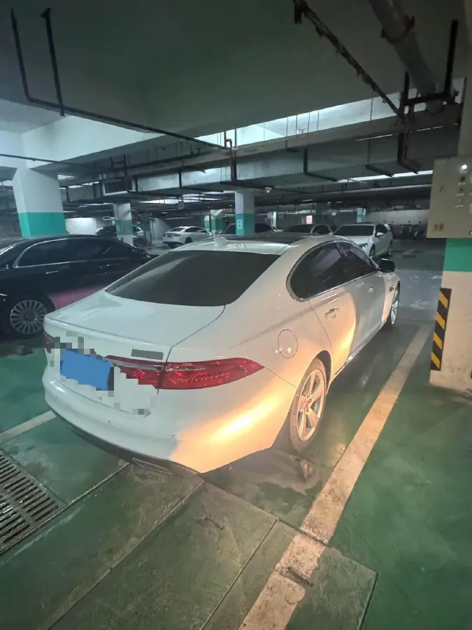 2020 Jaguar XFL 2.0T 200HP L4 8AT,autocango,china used car exporter,china ev exporter,chinese used car exporter,chinese used ev exporter