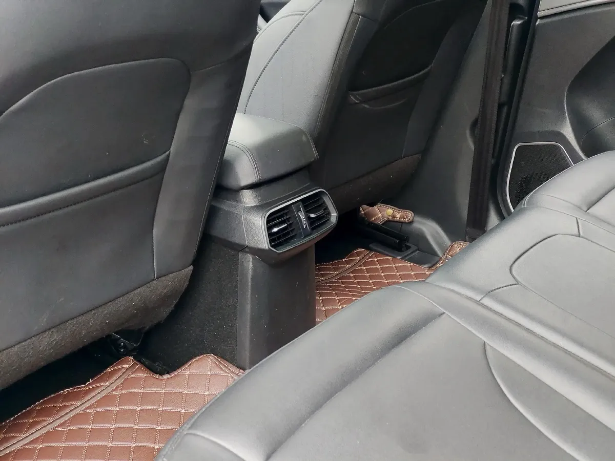 2018 Haval H6 1.5T 150HP L4 7DCT,autocango,china used car exporter,china ev exporter,chinese used car exporter,chinese used ev exporter