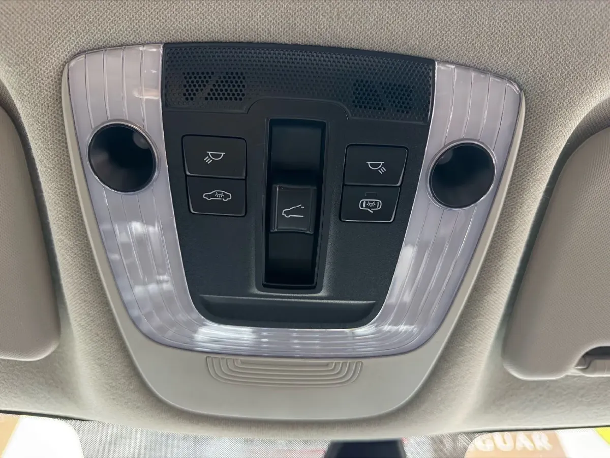 2023 Kia Seltos 1.5L 115HP L4 CVT,autocango,china used car exporter,china ev exporter,chinese used car exporter,chinese used ev exporter