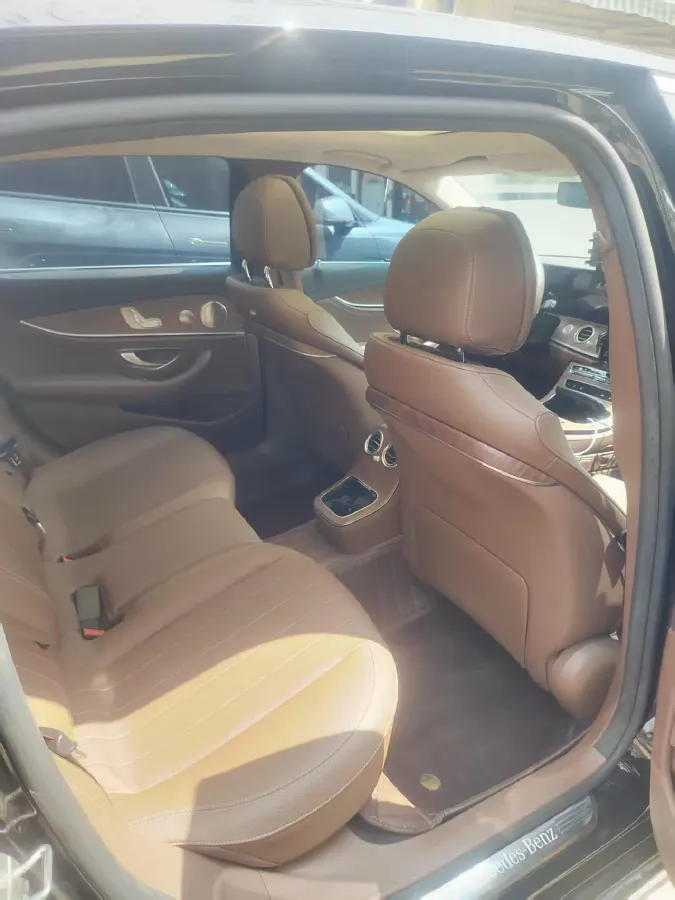 2022 Mercedes-Benz E Class 2.0T 258HP L4 9AT,autocango,china used car exporter,china ev exporter,chinese used car exporter,chinese used ev exporter