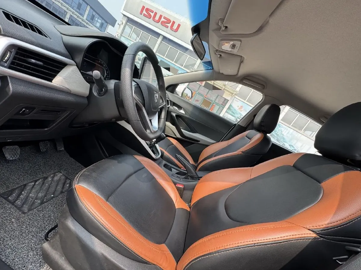 2017 BaoJun 510 1.5L 112HP L4 6MT,autocango,china used car exporter,china ev exporter,chinese used car exporter,chinese used ev exporter