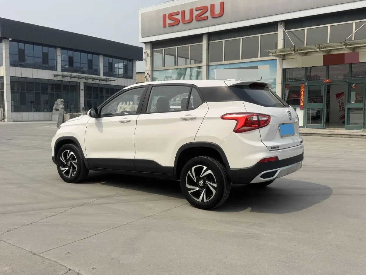 2017 BaoJun 510 1.5L 112HP L4 6MT,autocango,china used car exporter,china ev exporter,chinese used car exporter,chinese used ev exporter