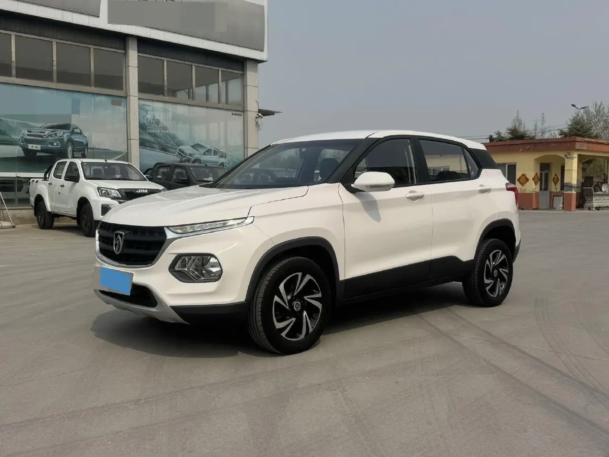 2017 BaoJun 510 1.5L 112HP L4 6MT,autocango,china used car exporter,china ev exporter,chinese used car exporter,chinese used ev exporter