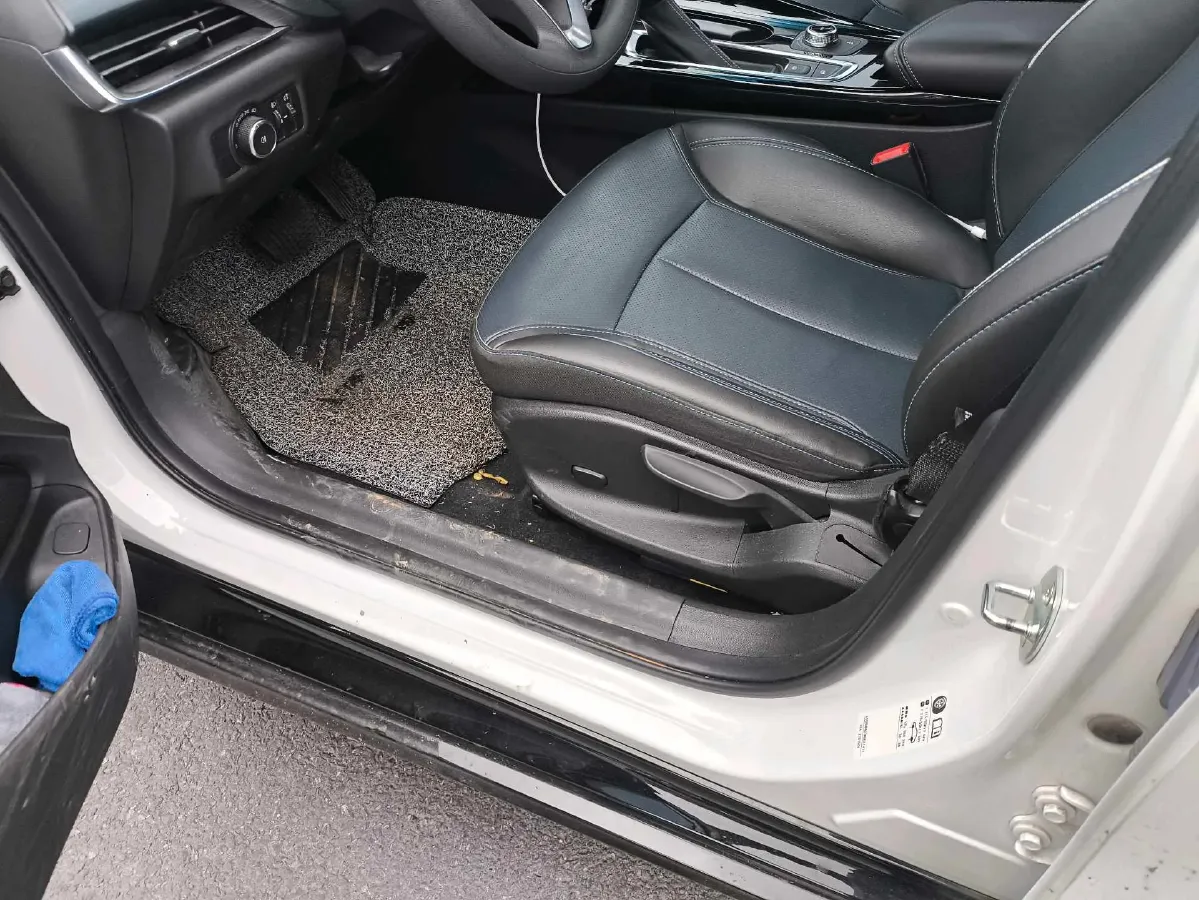 2024 Buick Velite 6 BEV 50.3KWH,autocango,china used car exporter,china ev exporter,chinese used car exporter,chinese used ev exporter