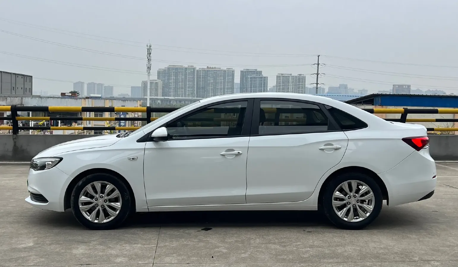 2021 Buick Excelle 1.5L 113HP L4 6AT,autocango,china used car exporter,china ev exporter,chinese used car exporter,chinese used ev exporter