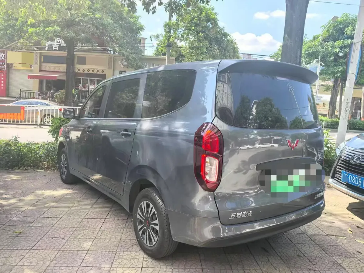 2025 WuLing HongGuang New Energy REEV 99HP REEV,autocango,china used car exporter,china ev exporter,chinese used car exporter,chinese used ev exporter