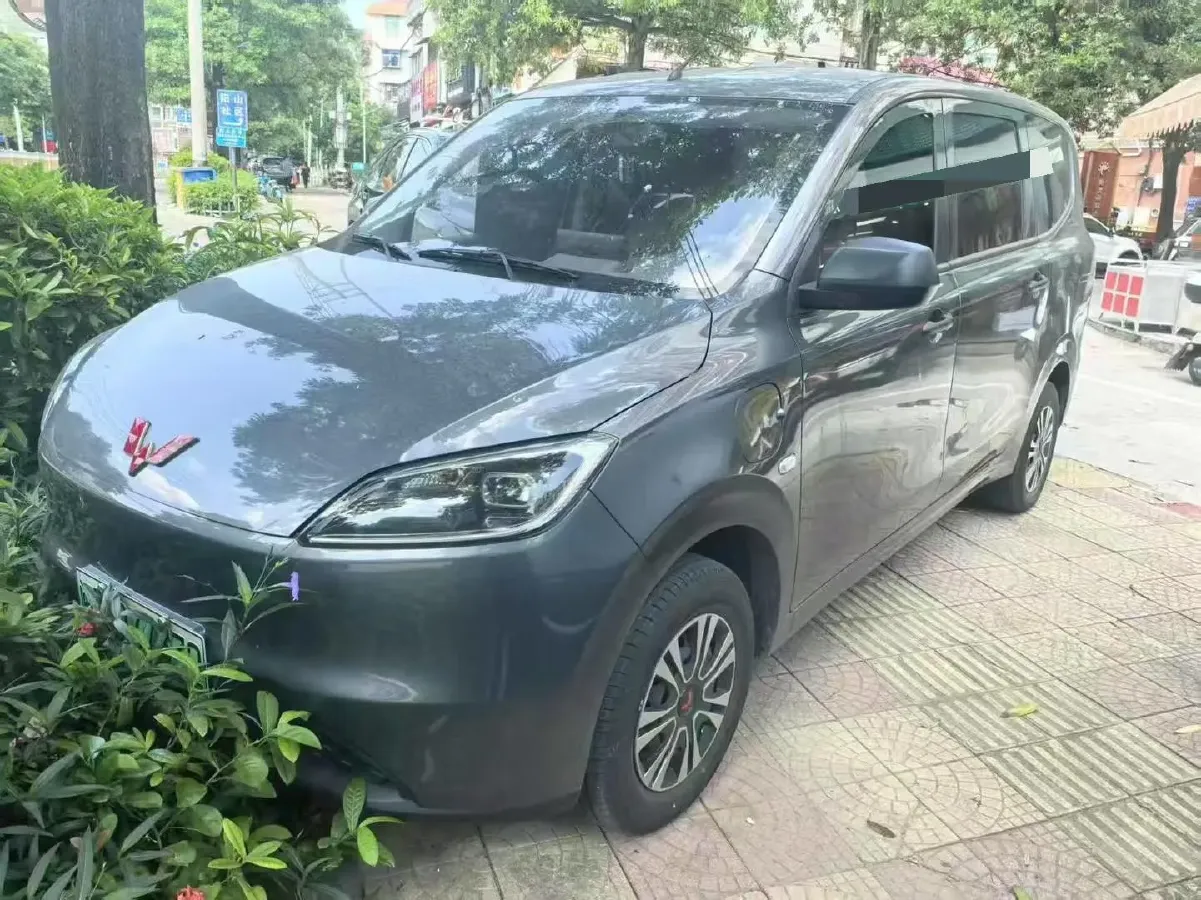 2025 WuLing HongGuang New Energy REEV 99HP REEV,autocango,china used car exporter,china ev exporter,chinese used car exporter,chinese used ev exporter