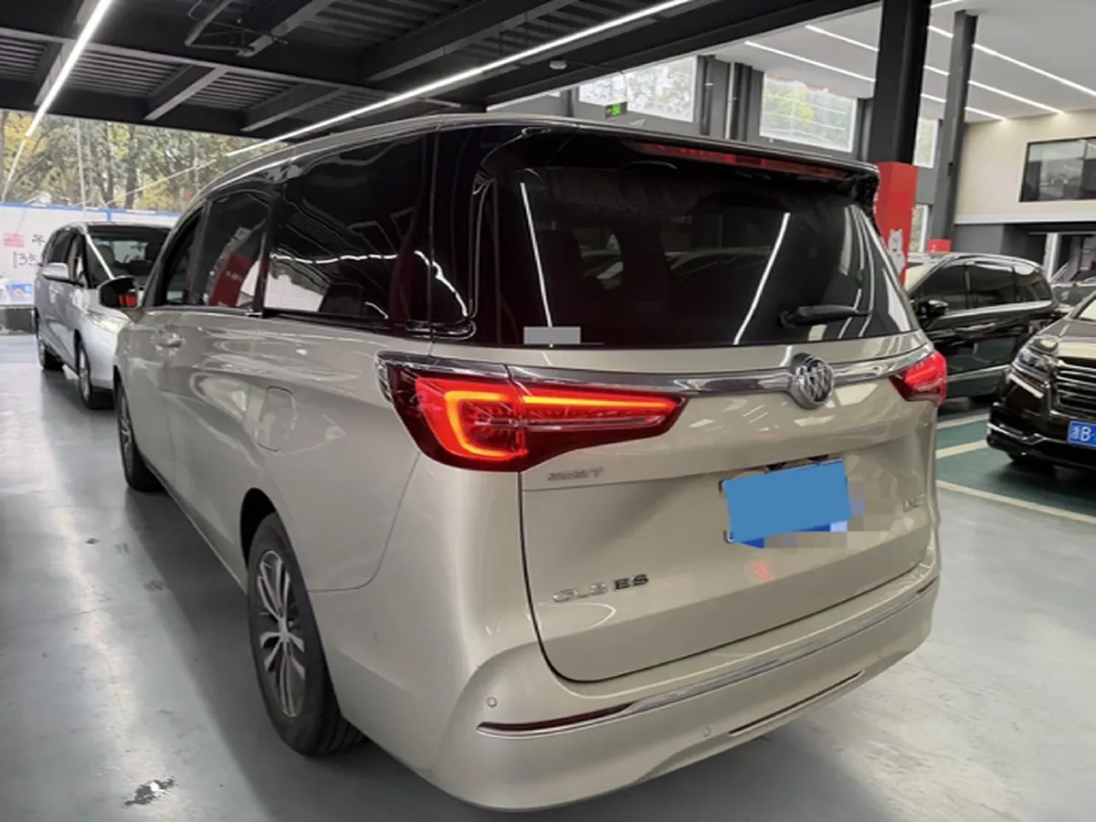 2021 Buick GL8 2.0T 237HP L4 9AT,autocango,china used car exporter,china ev exporter,chinese used car exporter,chinese used ev exporter