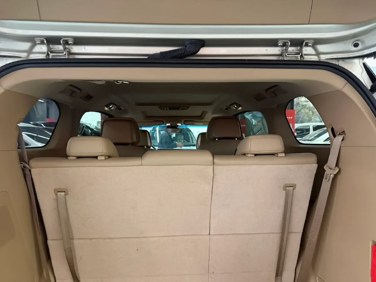 2021 Buick GL8 2.0T 237HP L4 9AT,autocango,china used car exporter,china ev exporter,chinese used car exporter,chinese used ev exporter