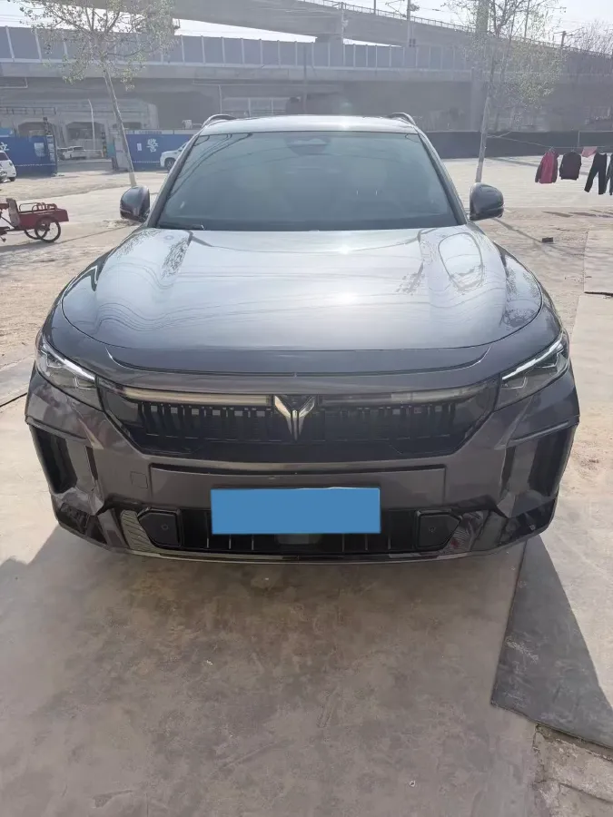 2025 Voyah FREE 1.5T 150HP L4 REEV 43KWH,autocango,china used car exporter,china ev exporter,chinese used car exporter,chinese used ev exporter