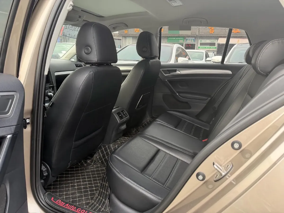 2019 Volkswagen Golf 1.2T 116HP L4 7DCT,autocango,china used car exporter,china ev exporter,chinese used car exporter,chinese used ev exporter