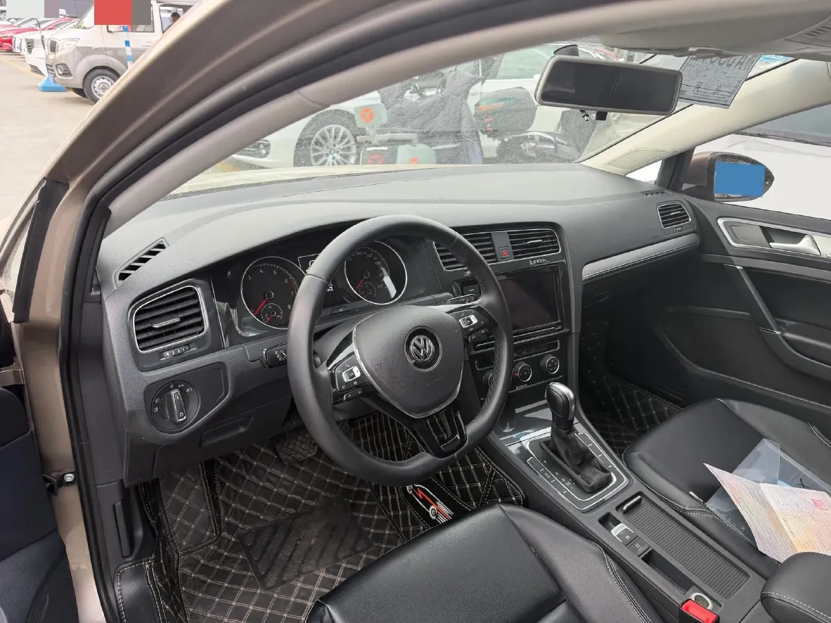 2019 Volkswagen Golf 1.2T 116HP L4 7DCT,autocango,china used car exporter,china ev exporter,chinese used car exporter,chinese used ev exporter