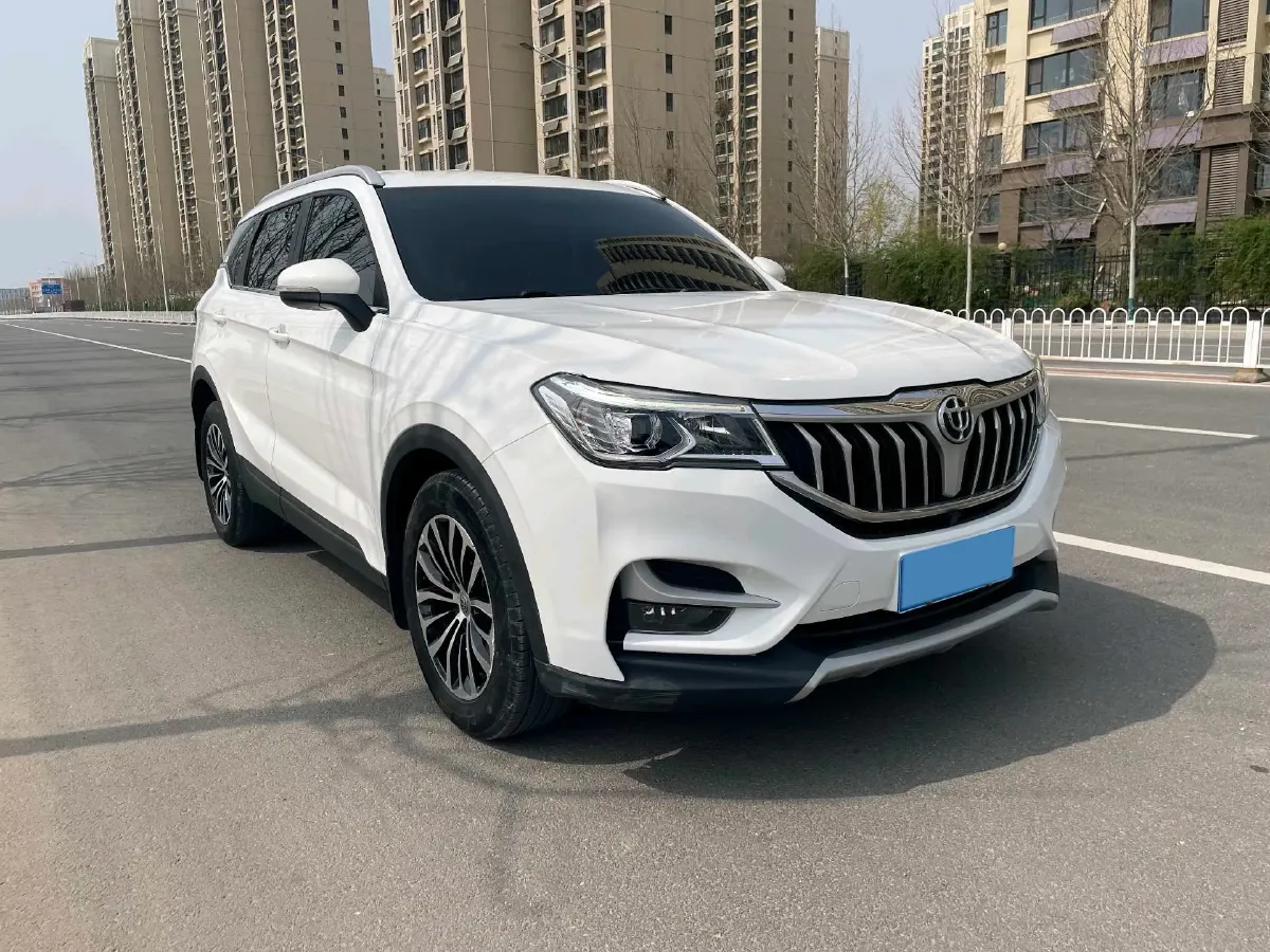 2018 Brilliance Auto V6 1.5T 150HP L4 7DCT,autocango,china used car exporter,china ev exporter,chinese used car exporter,chinese used ev exporter