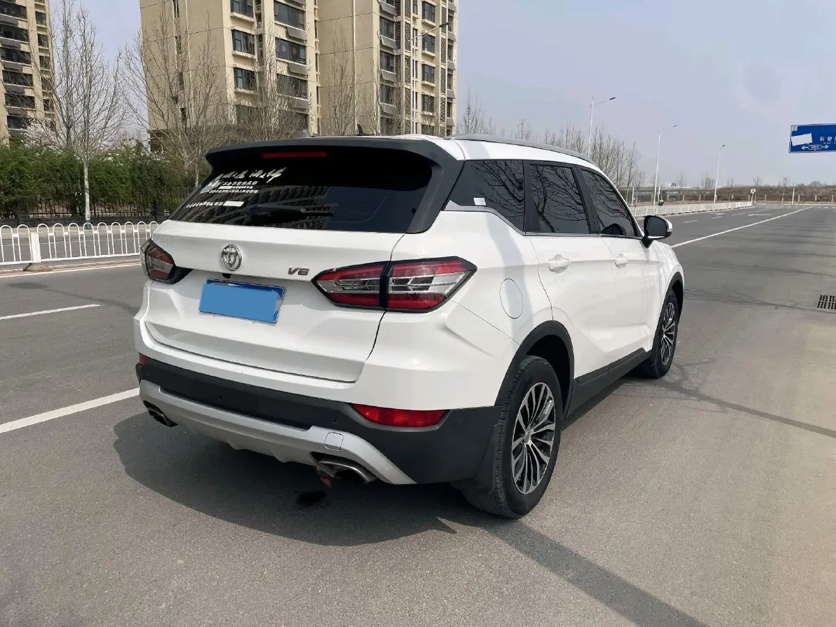2018 Brilliance Auto V6 1.5T 150HP L4 7DCT,autocango,china used car exporter,china ev exporter,chinese used car exporter,chinese used ev exporter