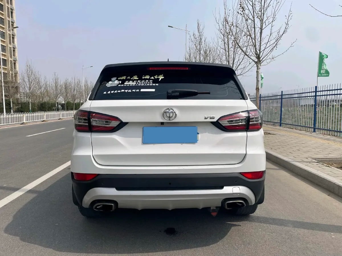 2018 Brilliance Auto V6 1.5T 150HP L4 7DCT,autocango,china used car exporter,china ev exporter,chinese used car exporter,chinese used ev exporter
