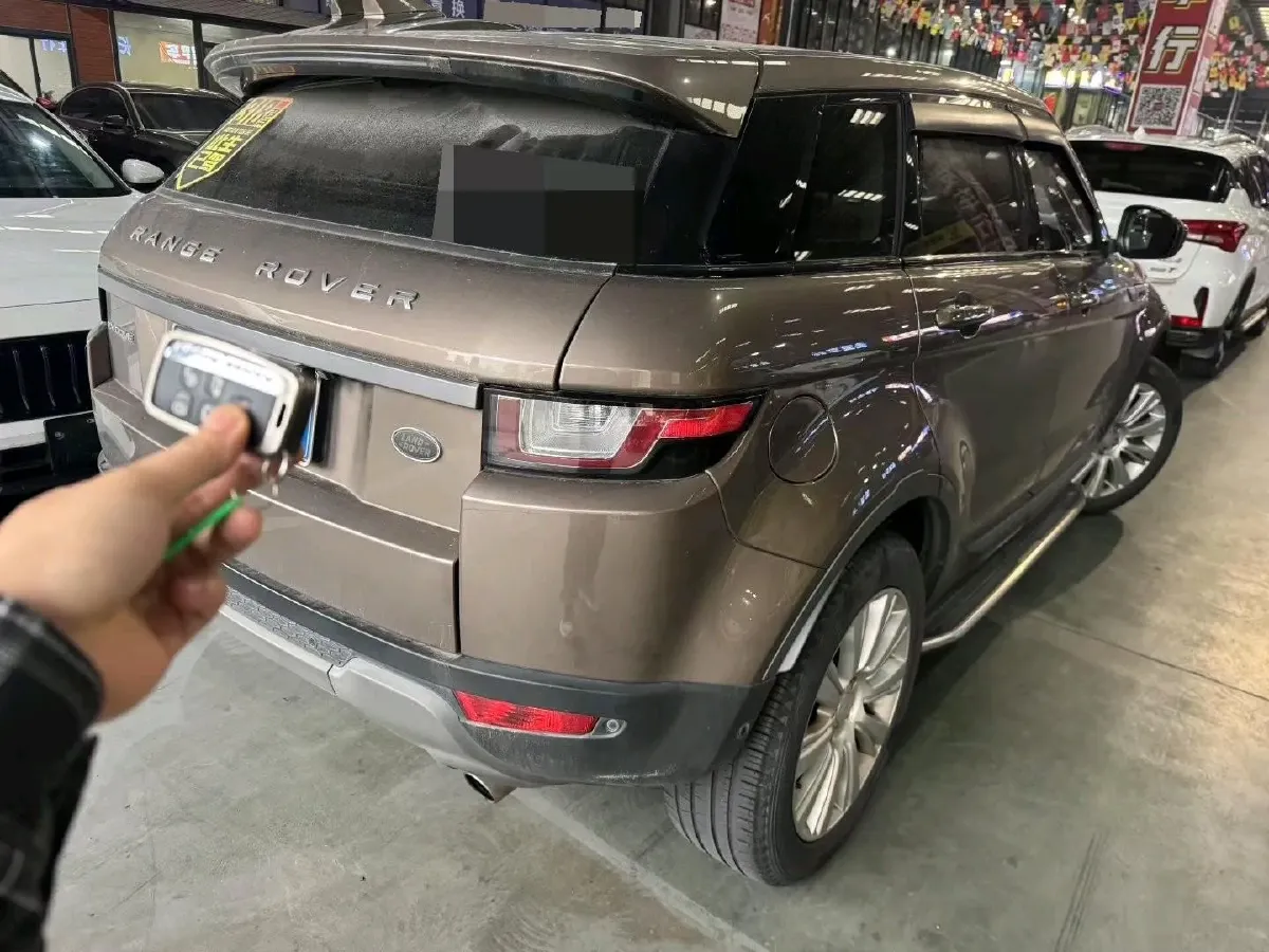 2018 Land Rover Range Rover Evoque 2.0T 241HP L4 9AT,autocango,china used car exporter,china ev exporter,chinese used car exporter,chinese used ev exporter