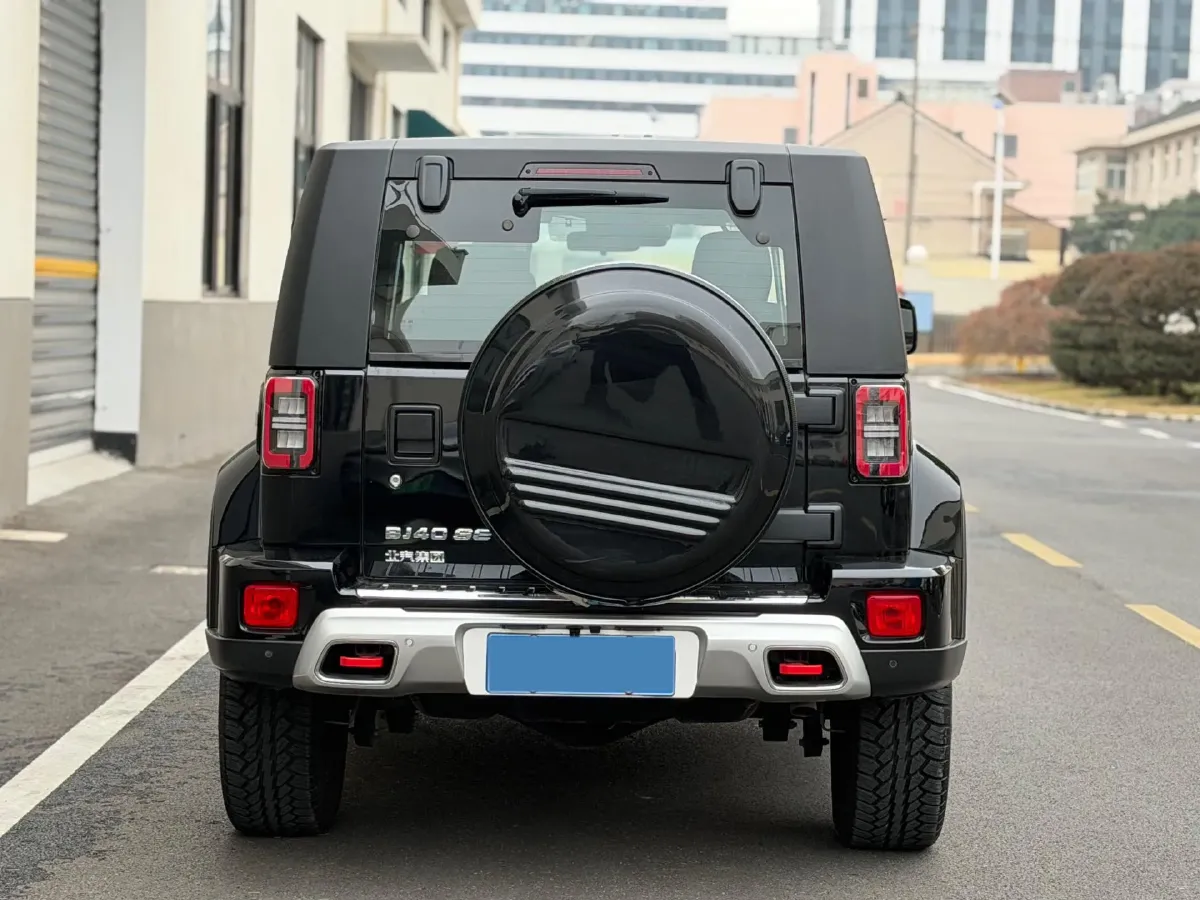 2020 Beijing BJ40 2.0T 224HP L4 8AT,autocango,china used car exporter,china ev exporter,chinese used car exporter,chinese used ev exporter