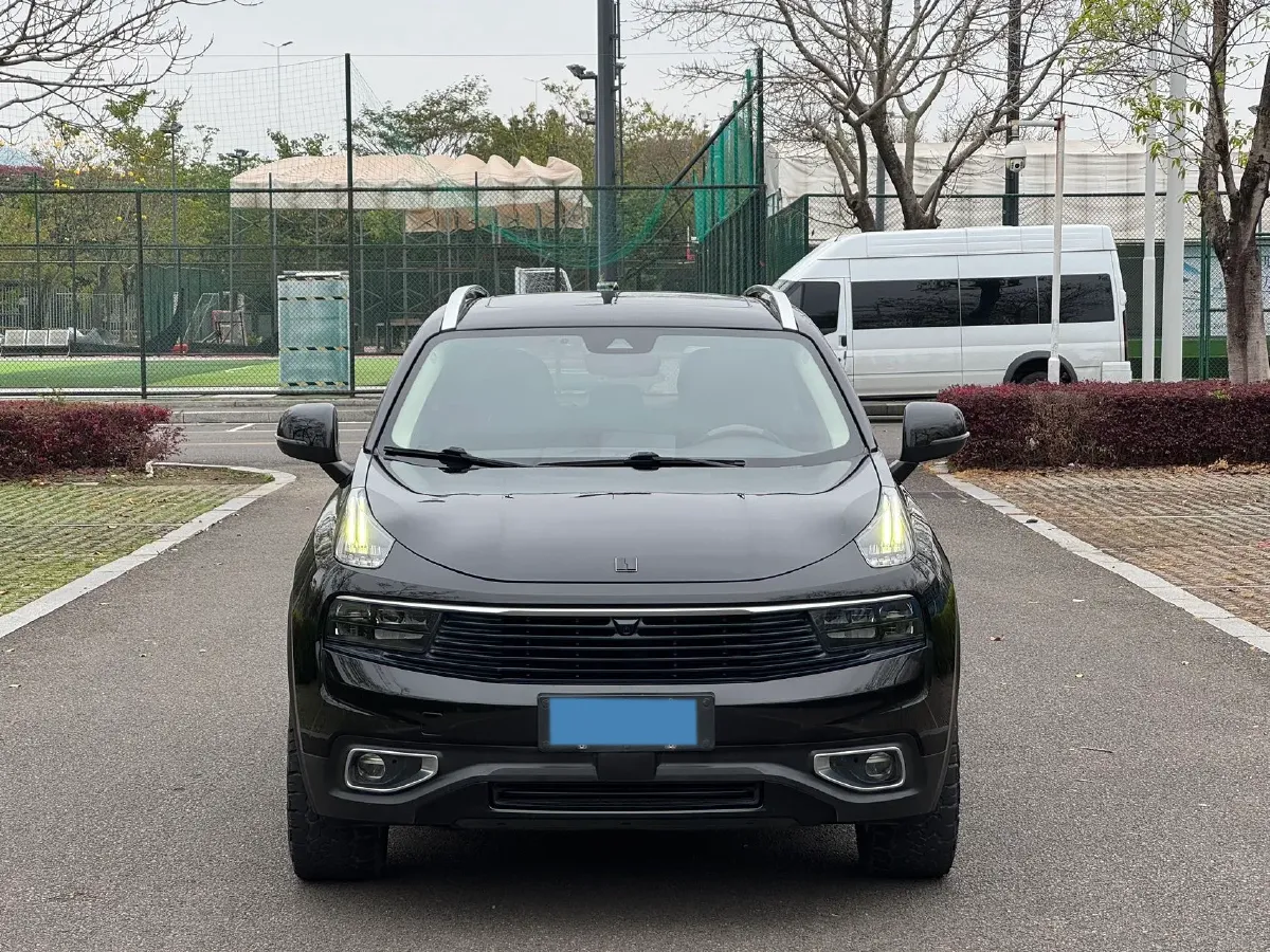 2019 Beijing BJ40 2.0T 218HP L4 6AT,autocango,china used car exporter,china ev exporter,chinese used car exporter,chinese used ev exporter