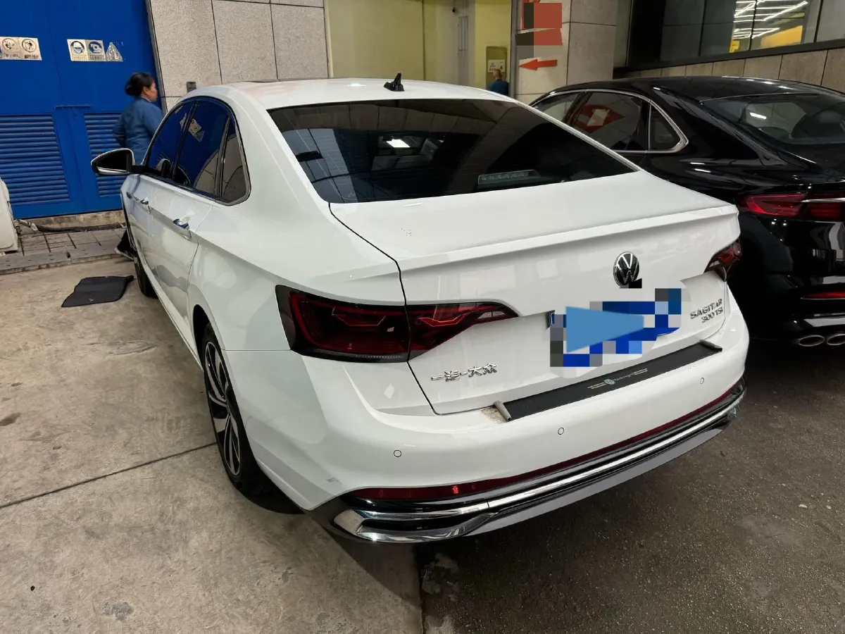 2023 Volkswagen Sagitar 1.5T 160HP L4 7DCT,autocango,china used car exporter,china ev exporter,chinese used car exporter,chinese used ev exporter